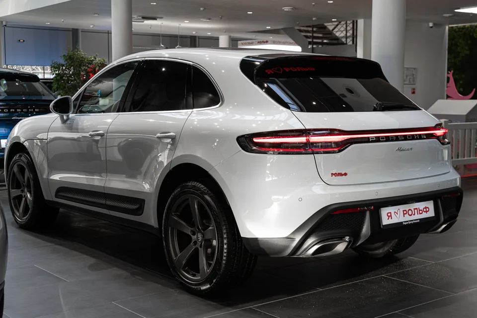 Porsche Macan 2025 — миниатюра 3