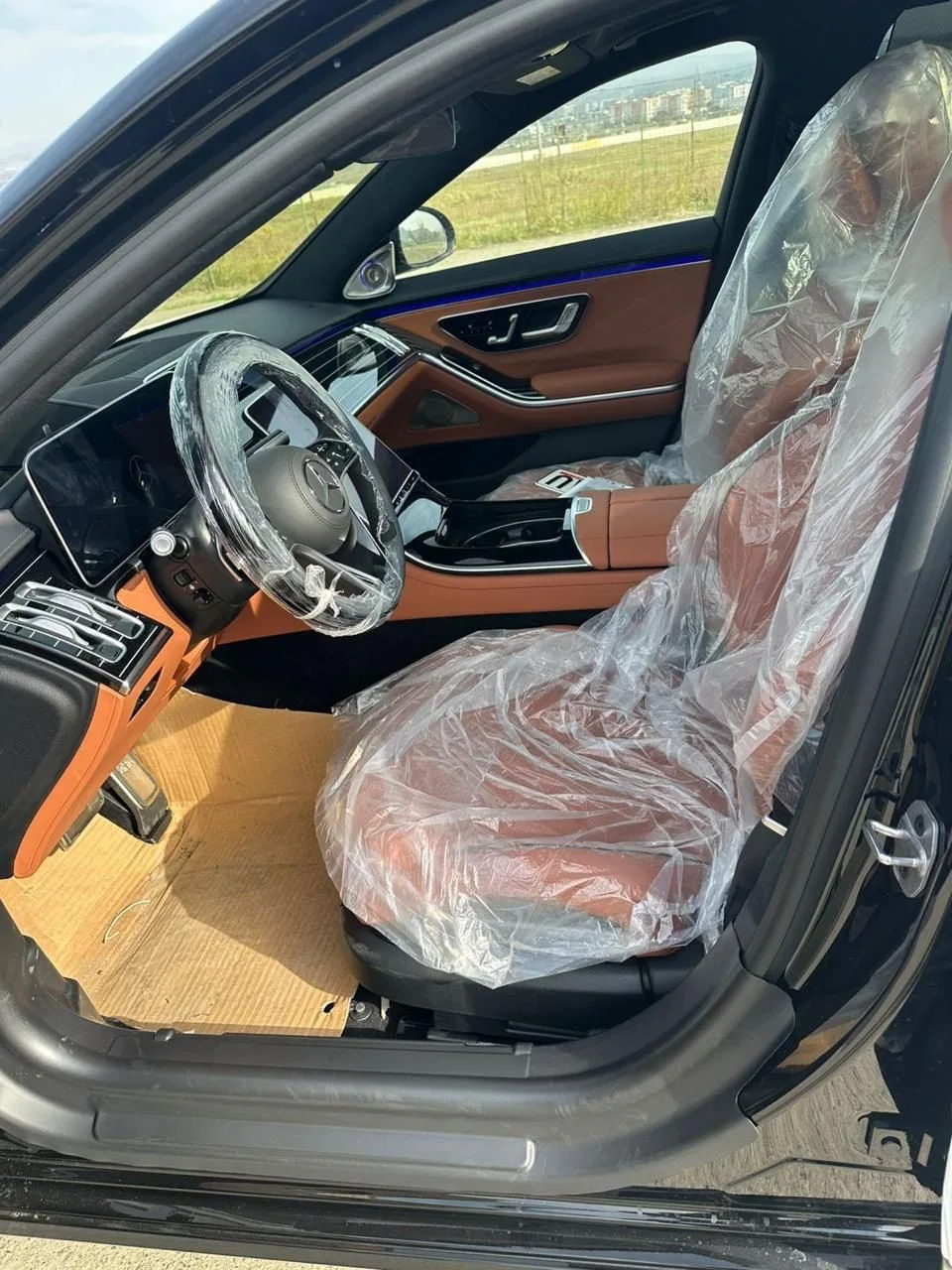Mercedes-Benz Maybach S-Класс 2025 — миниатюра 4