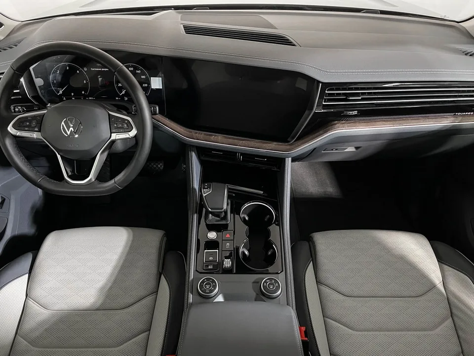 Volkswagen Touareg 2025 — миниатюра 4