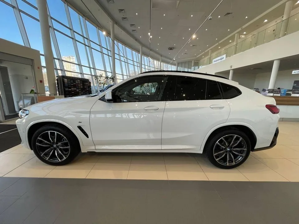 BMW X4 2024 — миниатюра 3