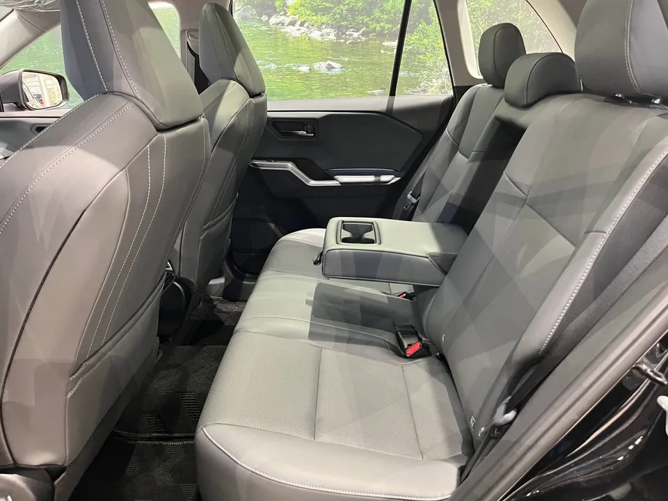 Toyota RAV4 2026 — миниатюра 3