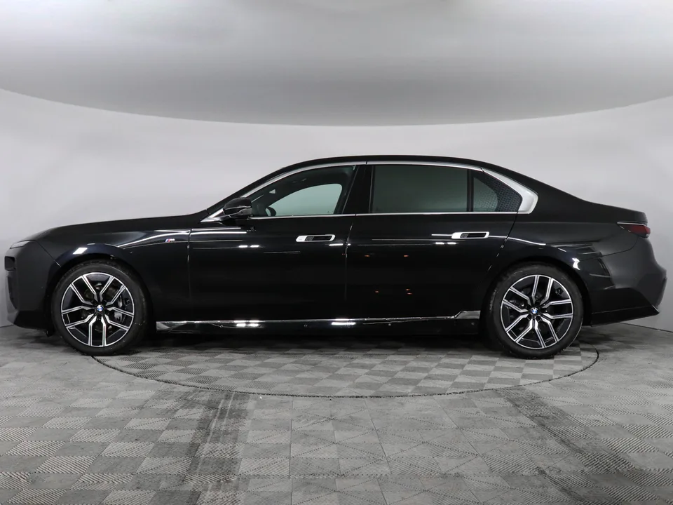 BMW 7 серия 2024 — миниатюра 3
