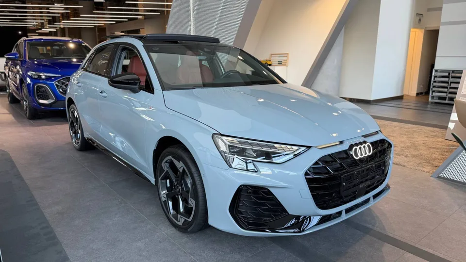 Audi A3 2025 — миниатюра 2