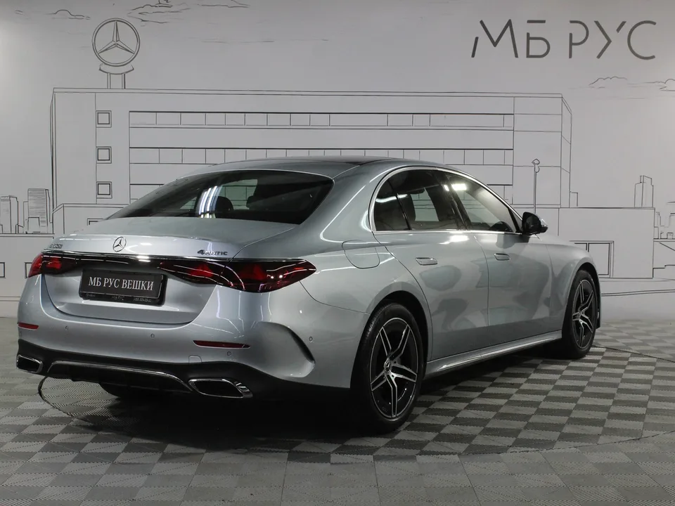 Mercedes-Benz E-Класс 2025 — миниатюра 3