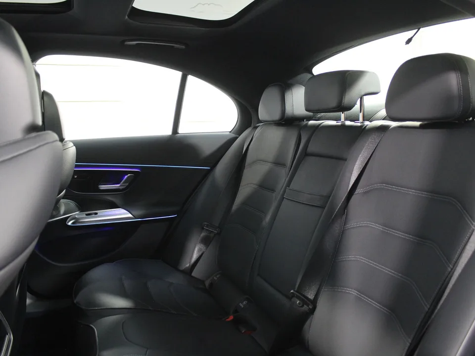 Mercedes-Benz E-Класс 2025 — миниатюра 5