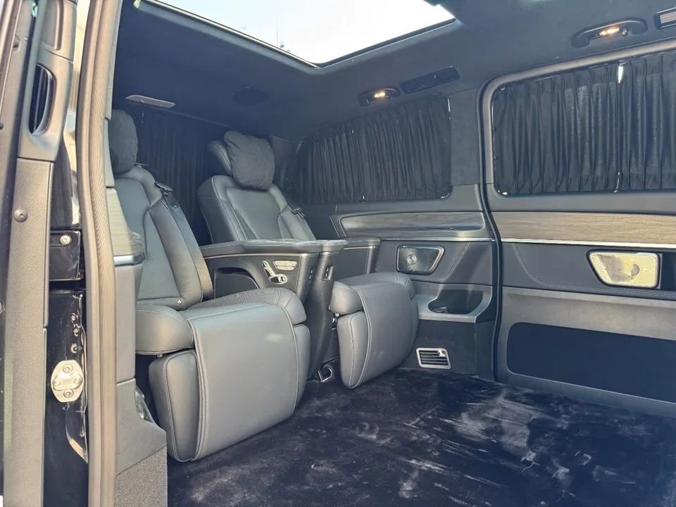 Mercedes-Benz V-Класс 2024 — миниатюра 5