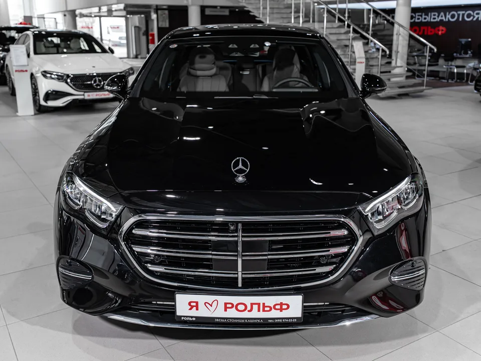 Mercedes-Benz E-Class 2025 — миниатюра 3