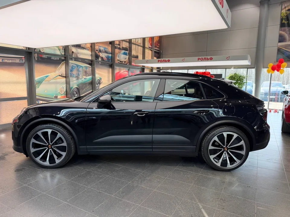 Porsche Macan 2025 — миниатюра 2