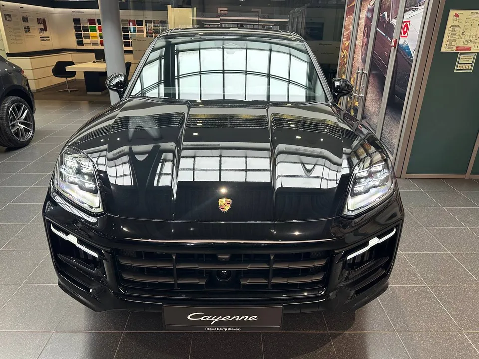 Porsche Cayenne 2026 — миниатюра 2