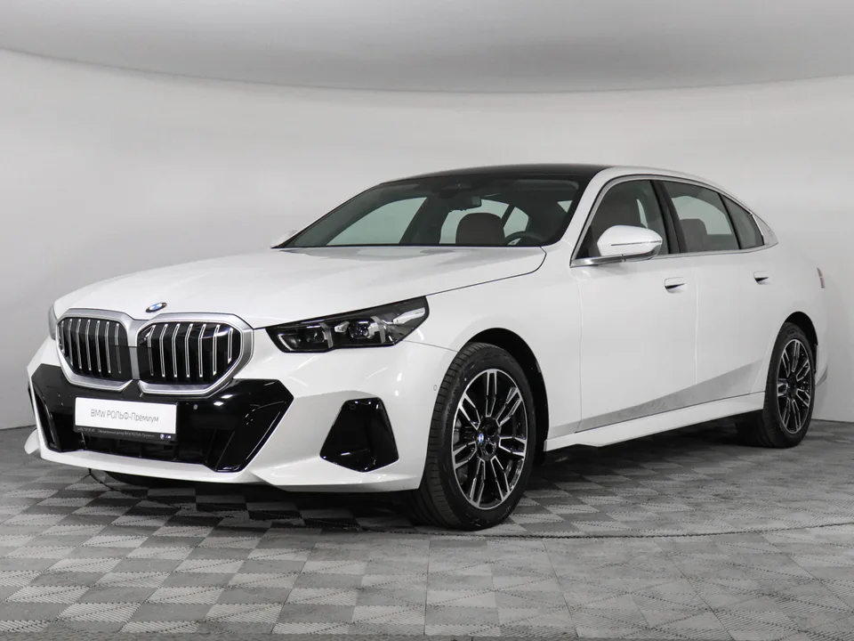 BMW 5 Series 2025 — фото 1, купить с доставкой в Москву