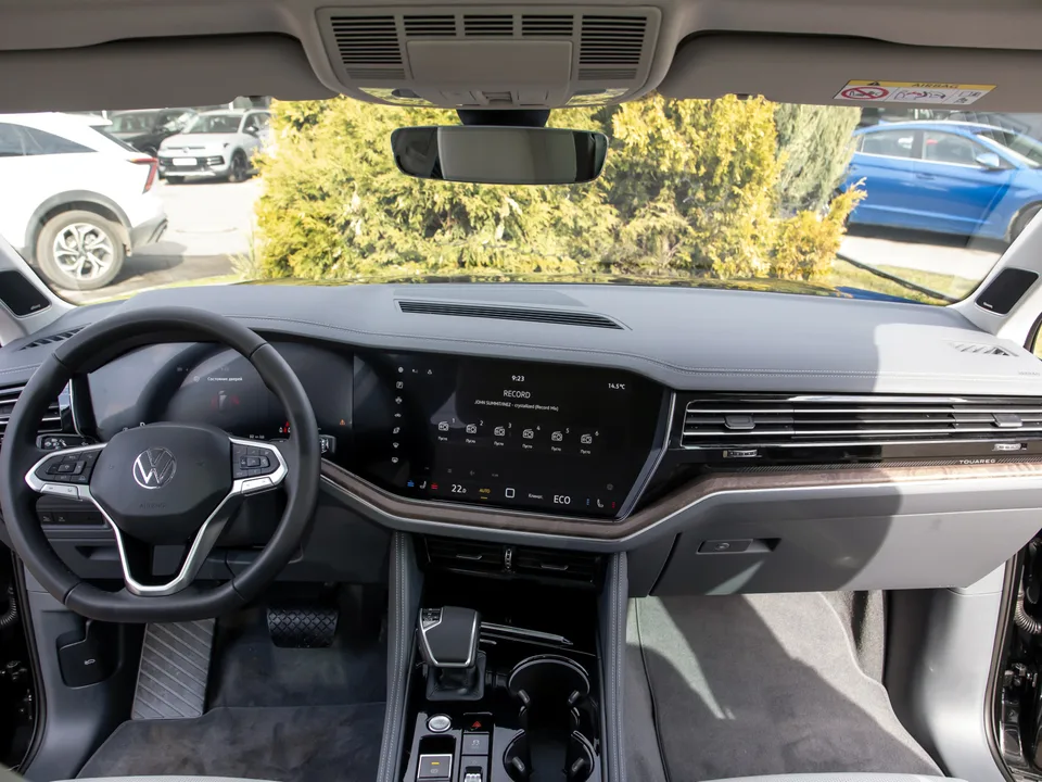 Volkswagen Touareg 2025 — миниатюра 4