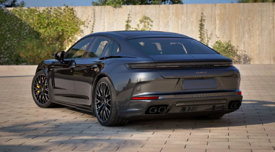 Porsche Panamera 2026 — миниатюра 2