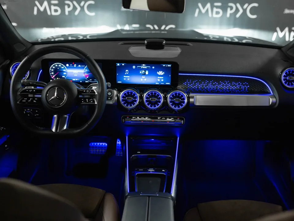 Mercedes-Benz GLB-Class 2024 — миниатюра 2