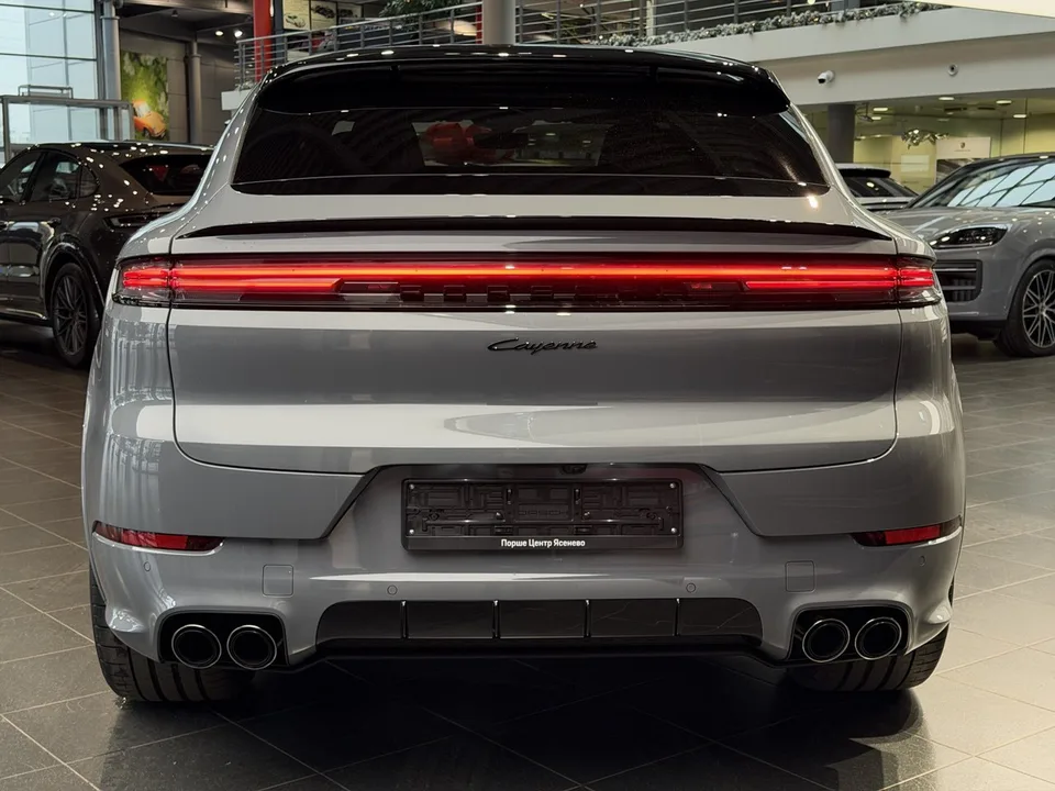 Porsche Cayenne 2026 — миниатюра 2