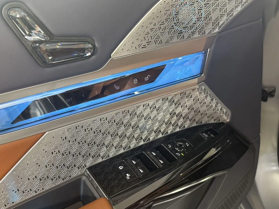 BMW 7 серия 2025 — миниатюра 4
