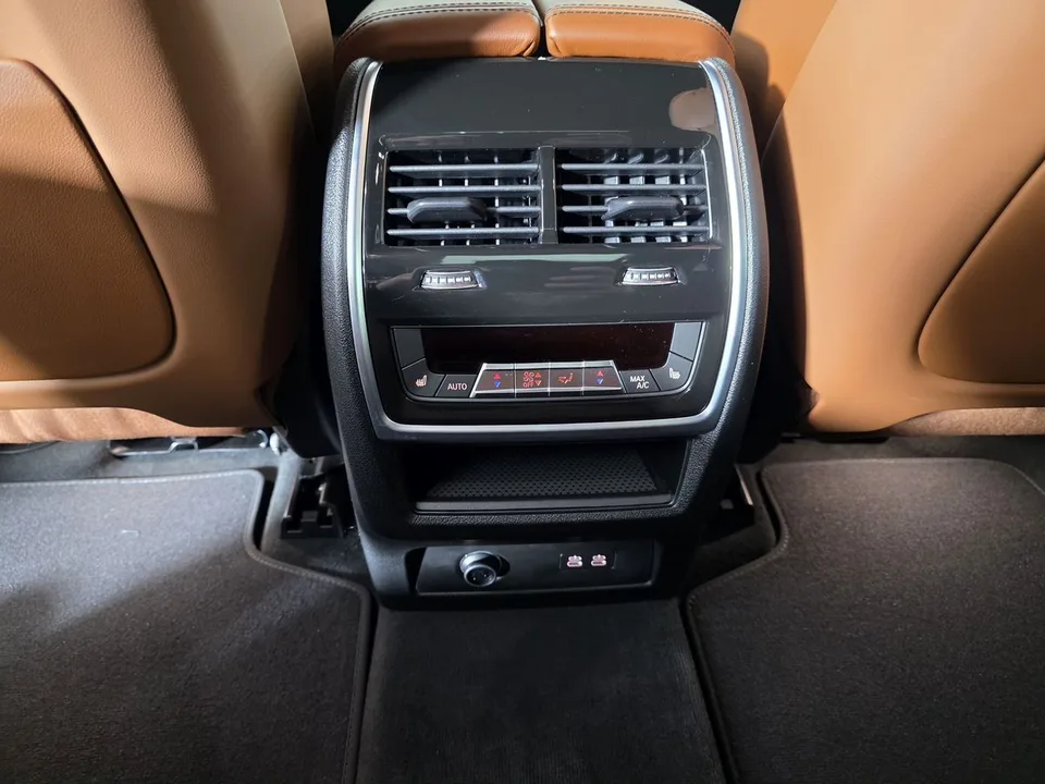 BMW X7 2025 — миниатюра 4