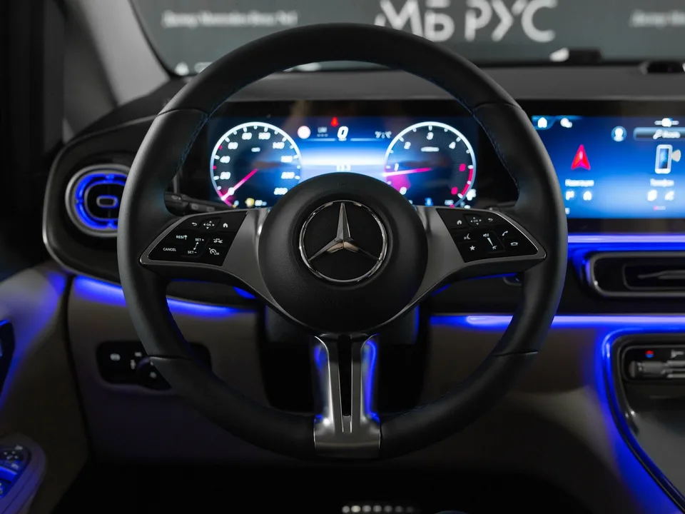 Mercedes-Benz V-Класс 2026 — миниатюра 5