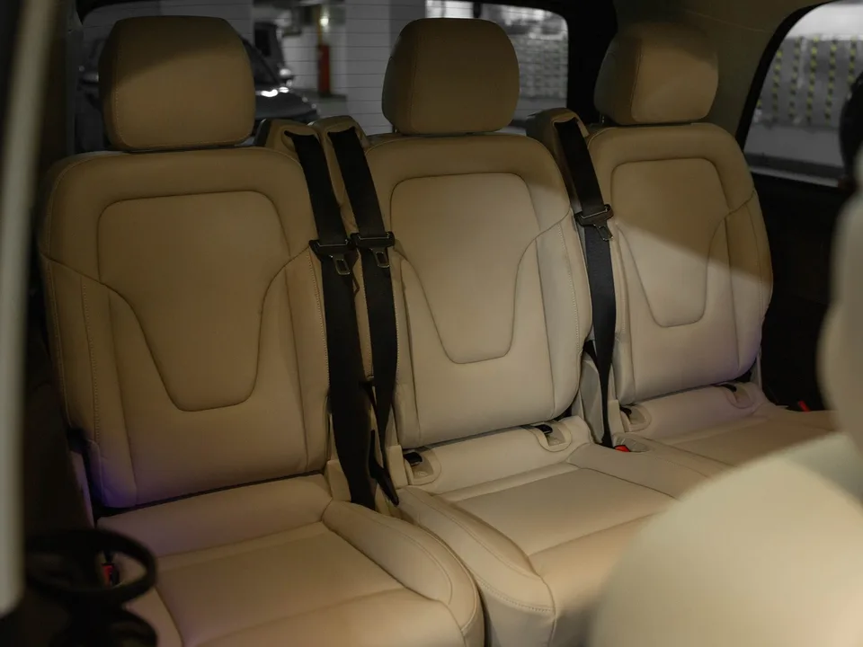 Mercedes-Benz V-Класс 2026 — миниатюра 3