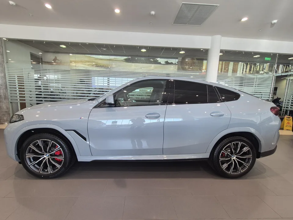 BMW X6 2025 — миниатюра 2