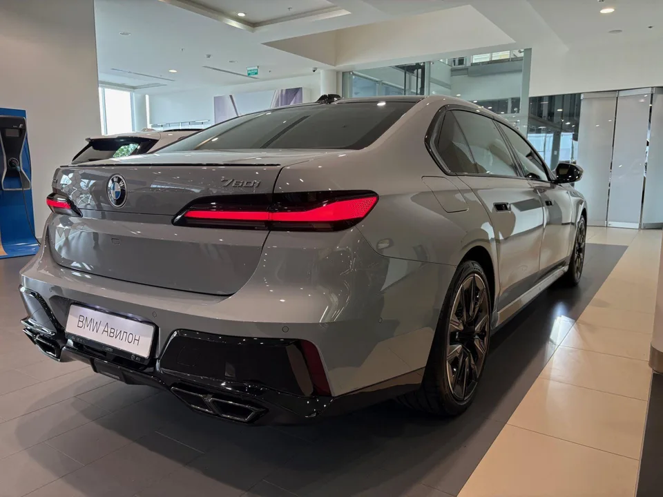 BMW 7 серия 2025 — миниатюра 5