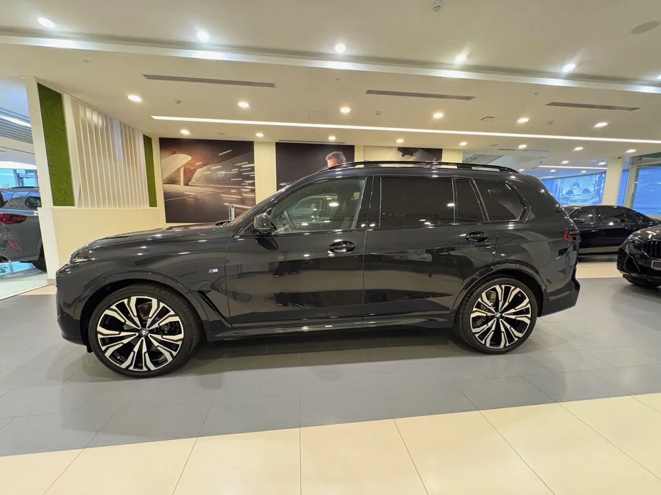 BMW X7 2026 — миниатюра 2