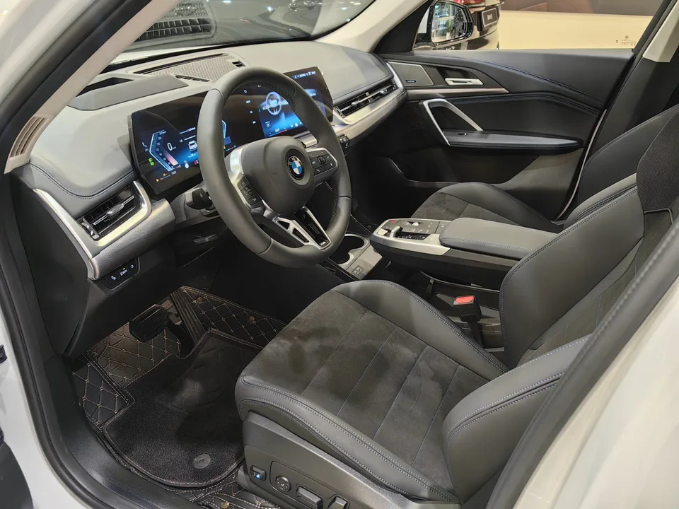 BMW X1 2025 — миниатюра 4