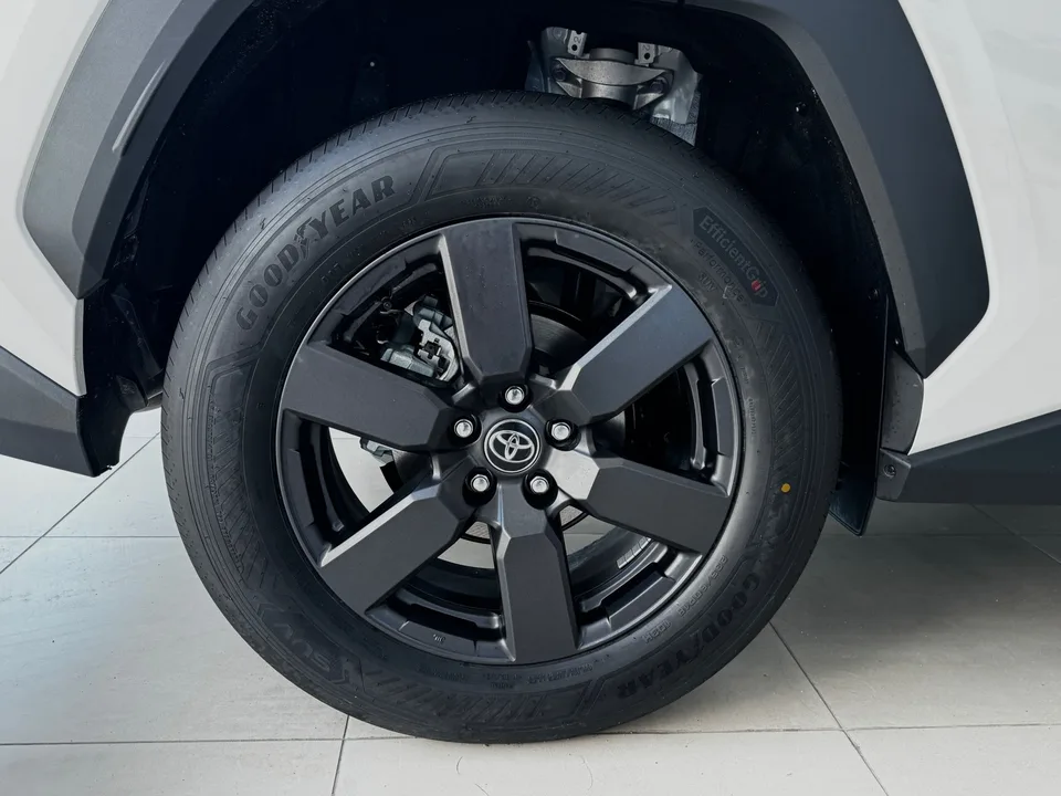 Toyota RAV4 2026 — миниатюра 2