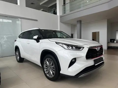 Toyota Highlander 2026 купить в Москве