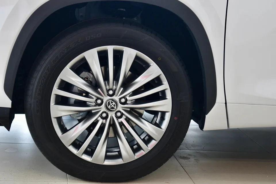 Toyota Highlander 2026 — миниатюра 3