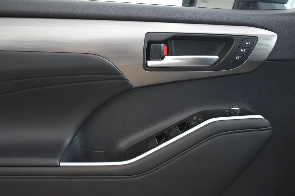 Toyota Highlander 2026 — миниатюра 5