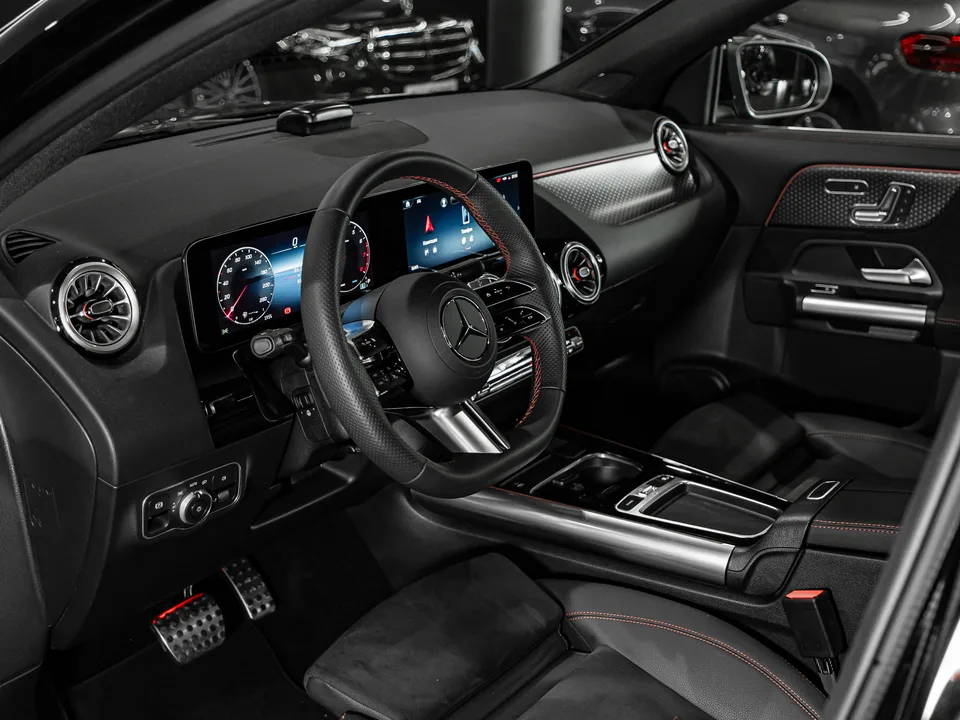 Mercedes-Benz GLA 2024 — миниатюра 4
