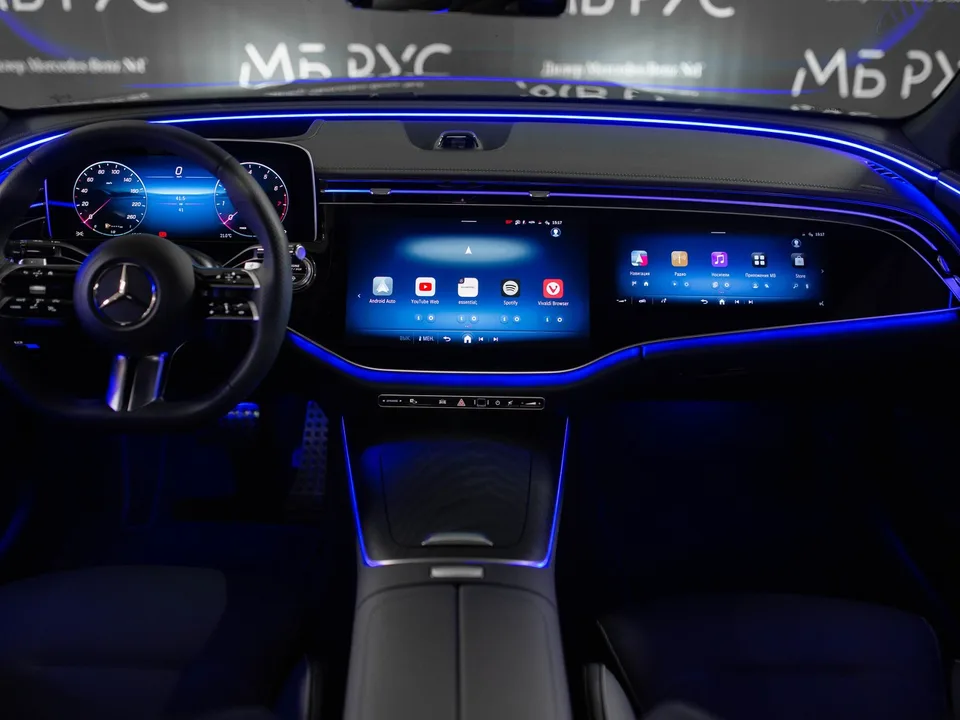 Mercedes-Benz E-Class 2025 — миниатюра 3