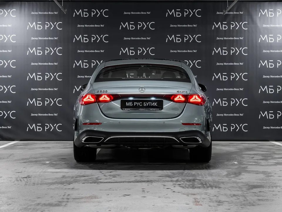 Mercedes-Benz E-Class 2025 — миниатюра 4