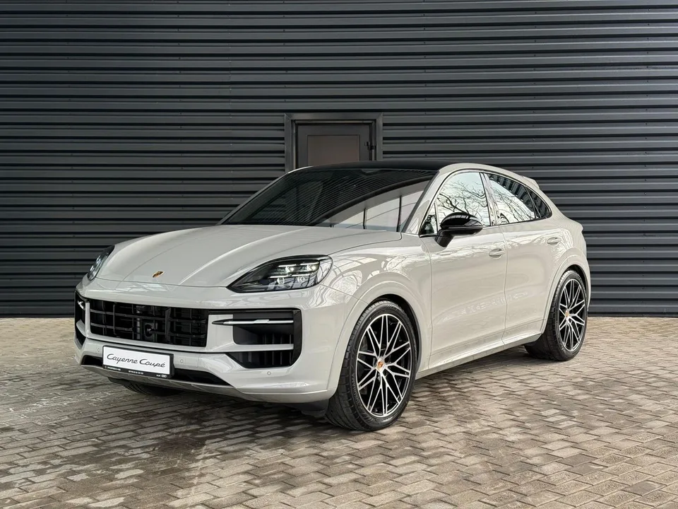 Porsche Cayenne 2025 — фото 1, купить с доставкой в Москву