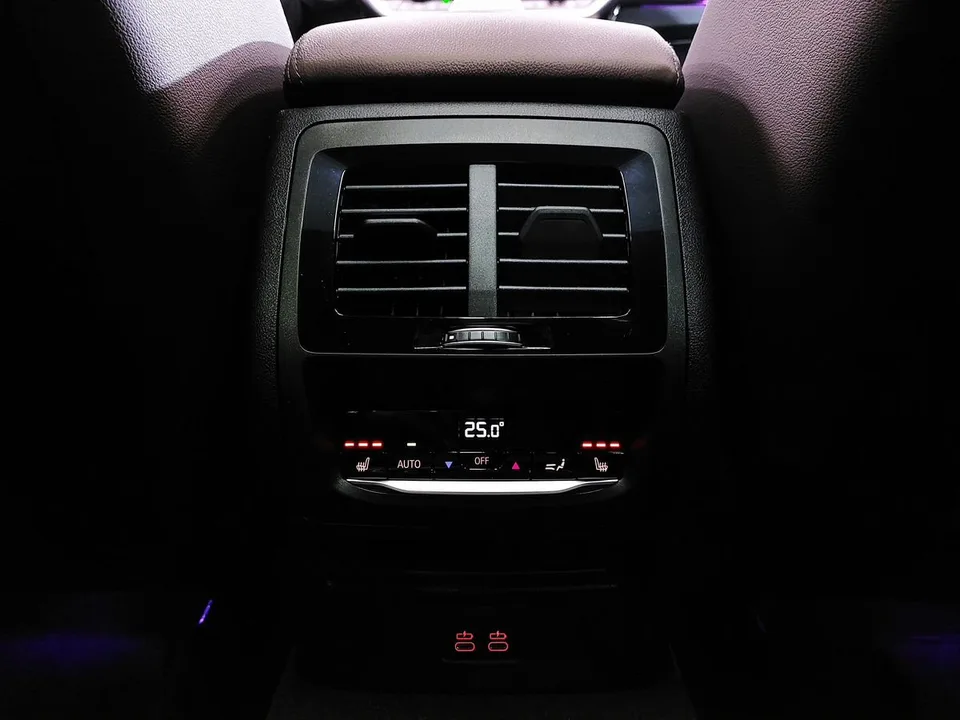 BMW X4 2024 — миниатюра 4