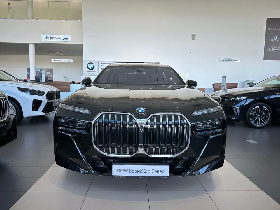BMW 7 серия 2025 — миниатюра 2