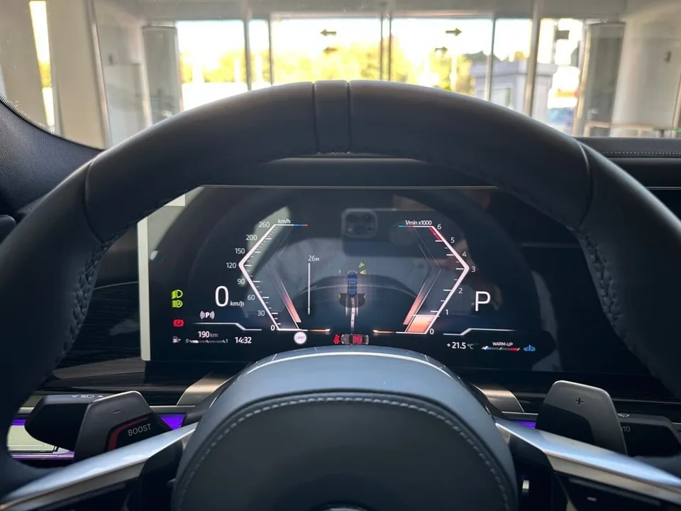 BMW 7 серия 2025 — миниатюра 4