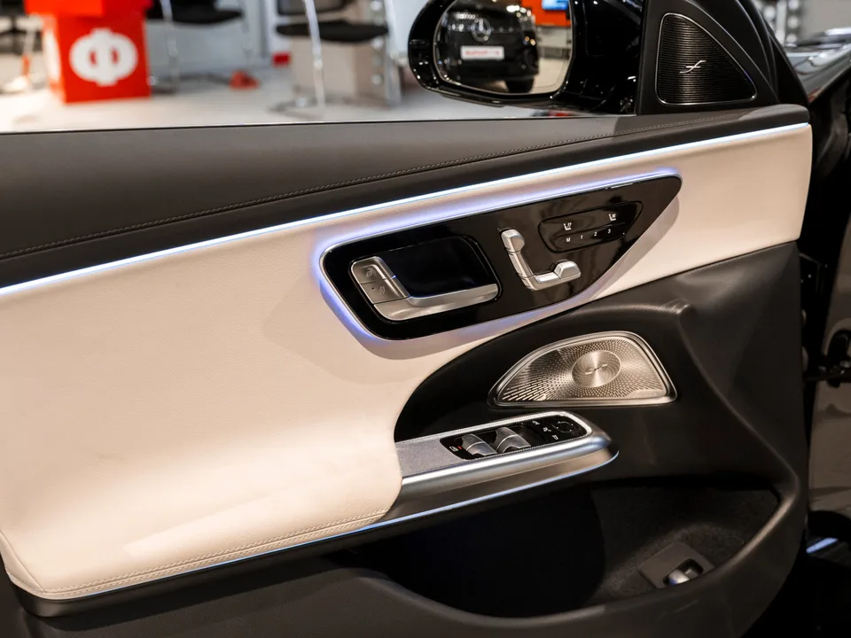 Mercedes-Benz E-Класс 2025 — миниатюра 5