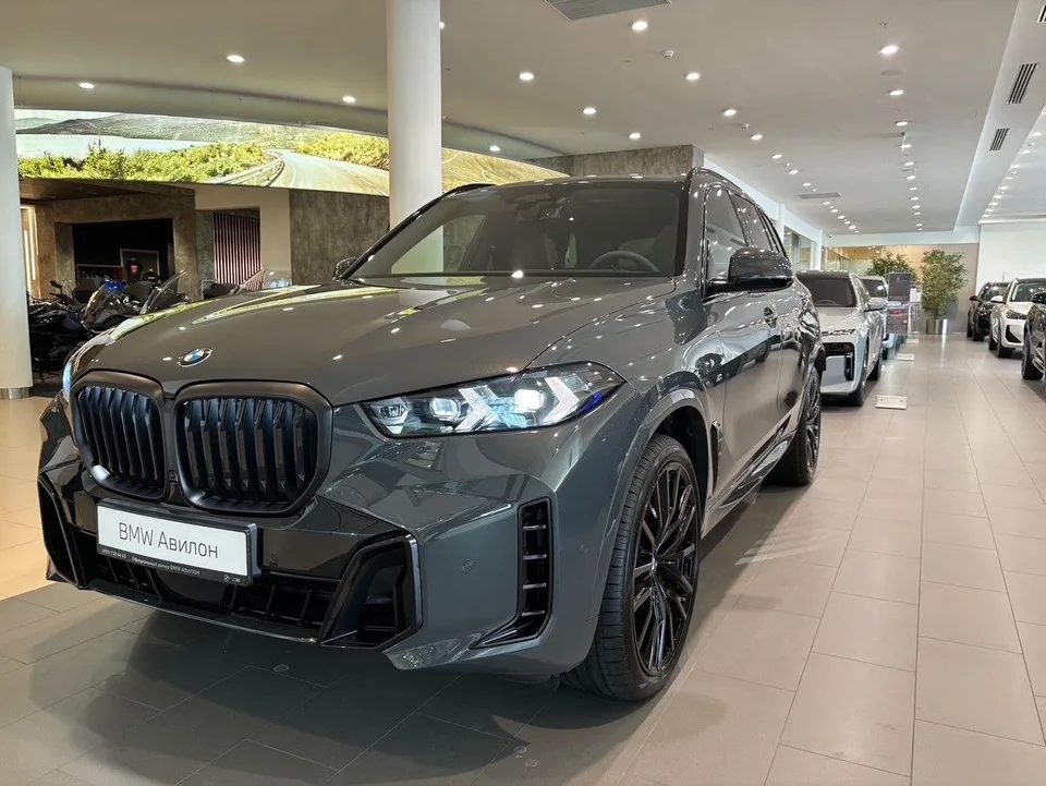 BMW X5 2026 — фото 1, купить с доставкой в Москву