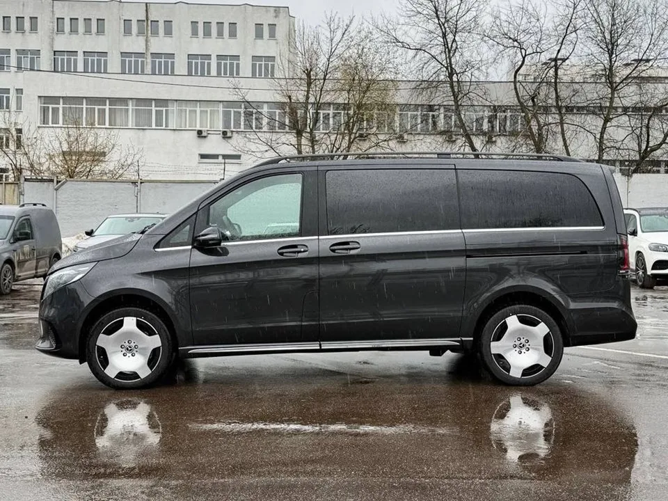 Mercedes-Benz V-Класс 2026 — миниатюра 2