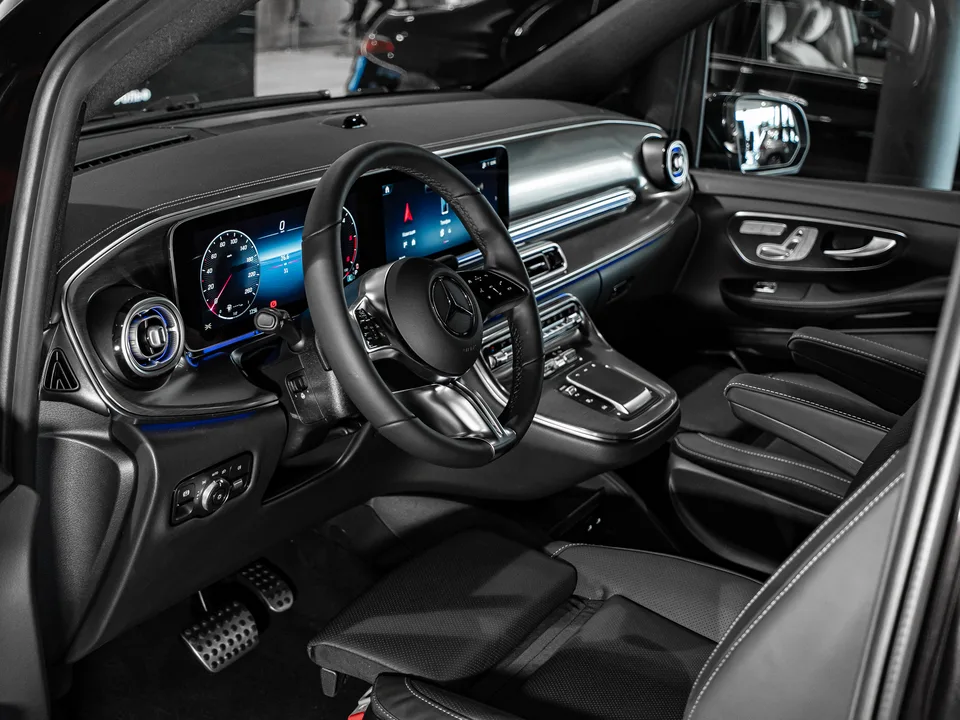Mercedes-Benz V-Класс 2026 — миниатюра 4