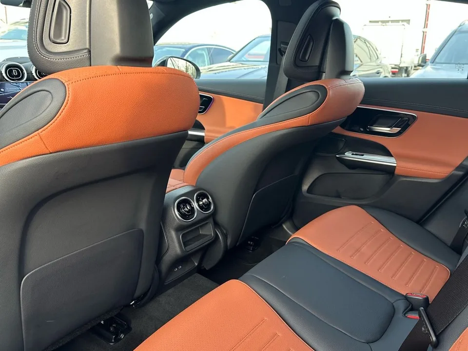 Mercedes-Benz E-Класс 2025 — миниатюра 3