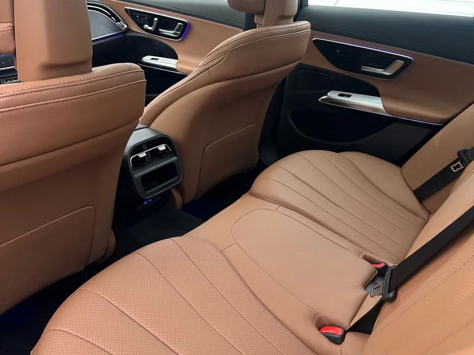 Mercedes-Benz E-Класс 2025 — миниатюра 5
