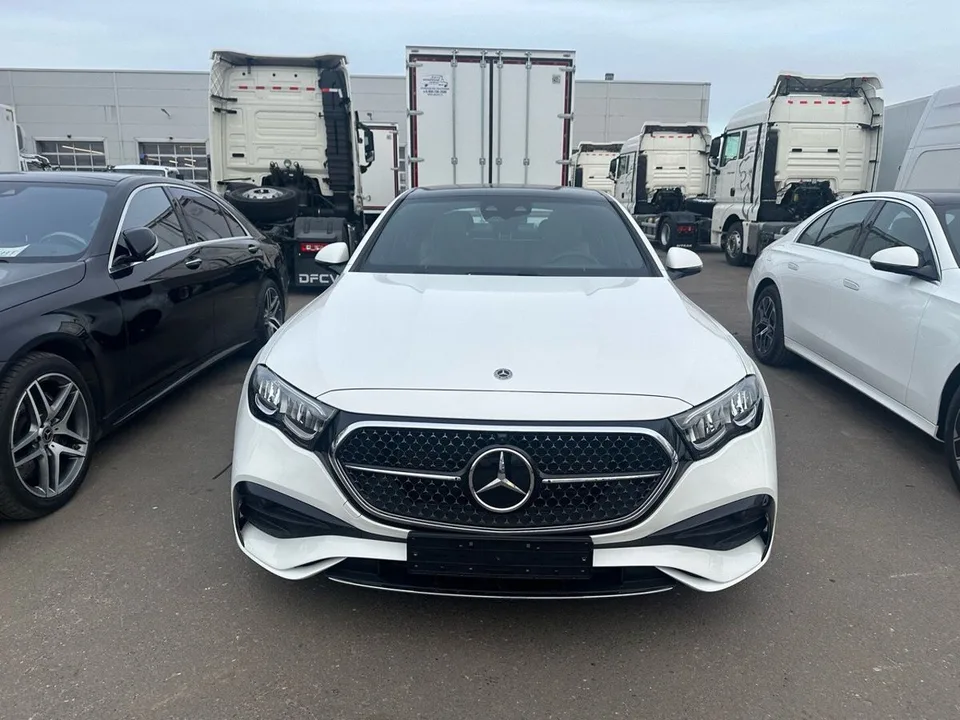 Mercedes-Benz E-Класс 2025 — миниатюра 3