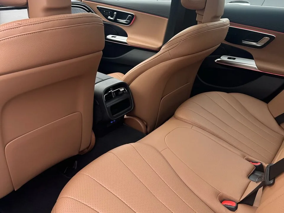 Mercedes-Benz E-Класс 2025 — миниатюра 5