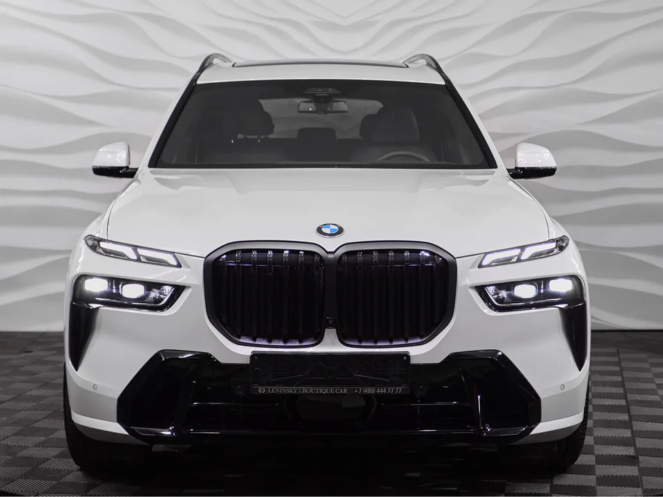 BMW X7 2025 — миниатюра 2