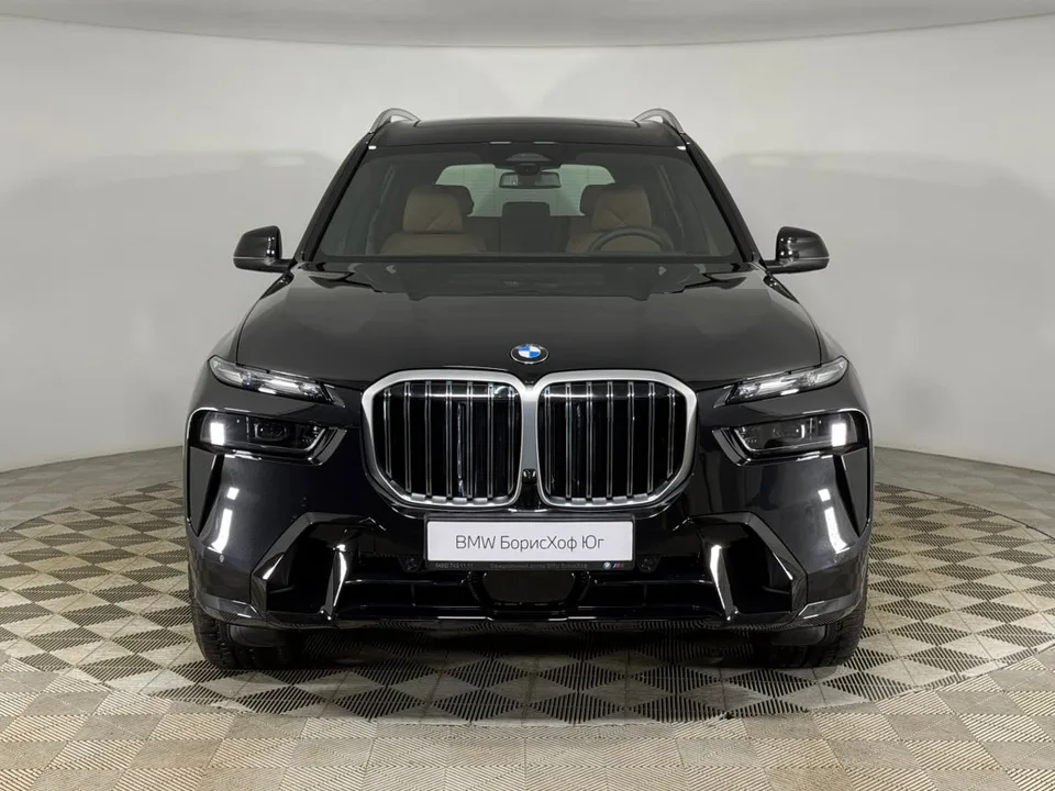 BMW X7 2025 — миниатюра 2