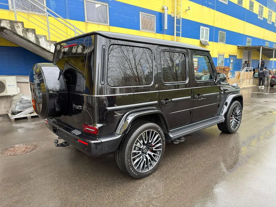 Mercedes-Benz G-класс AMG 2026 — миниатюра 4