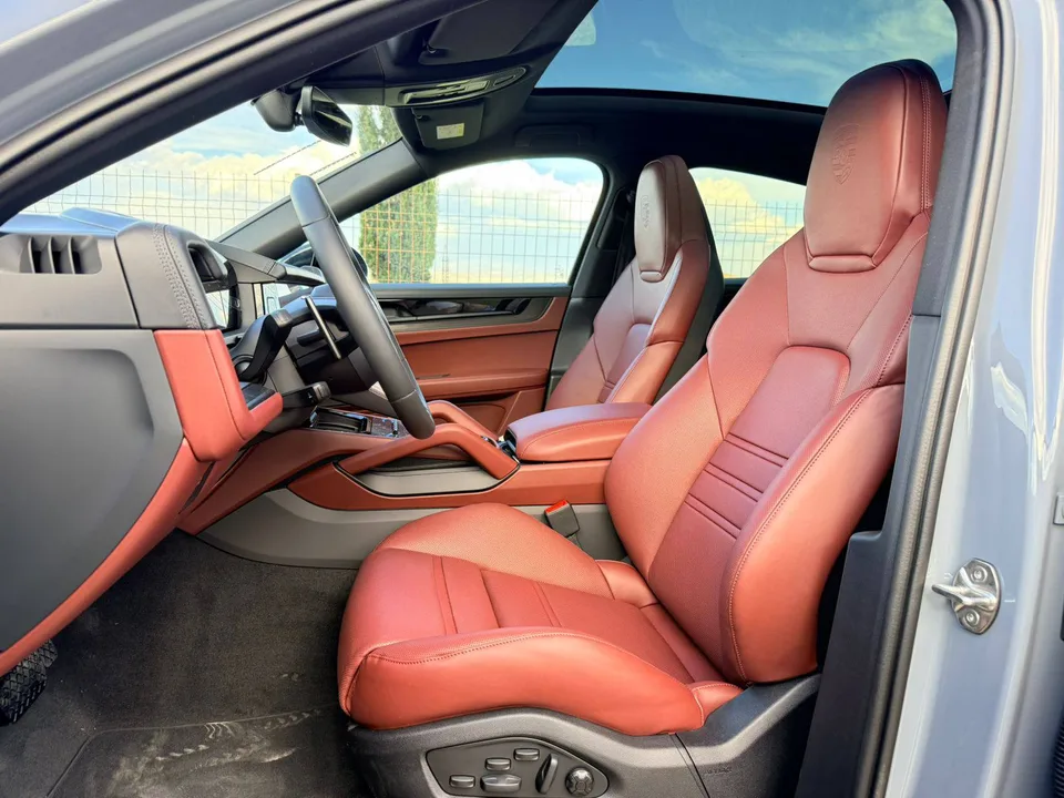 Porsche Cayenne 2026 — миниатюра 5