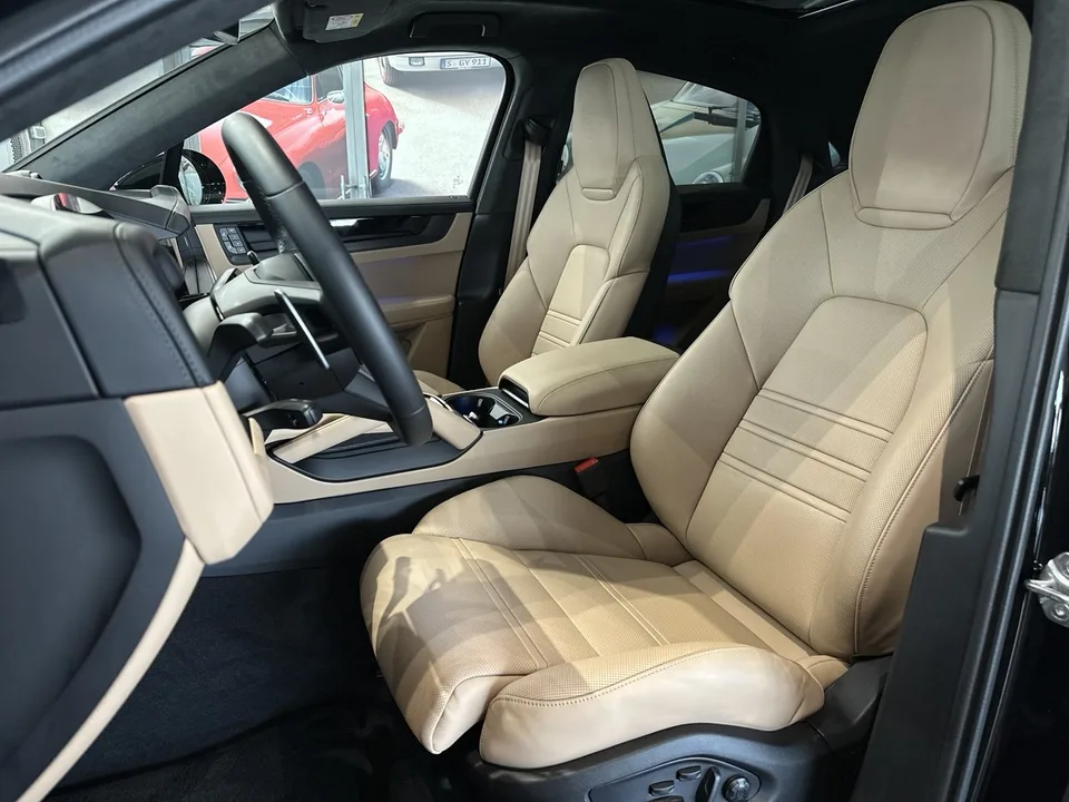 Porsche Cayenne 2025 — миниатюра 3